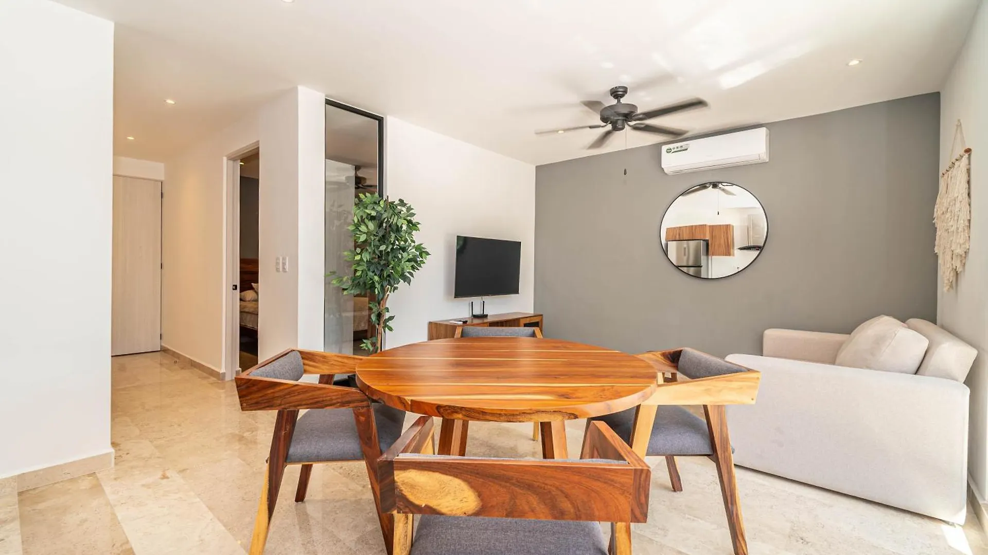 1 Bd Suite With Private Balcony, Rooftop Pool, Gym Tulum Holiday home
