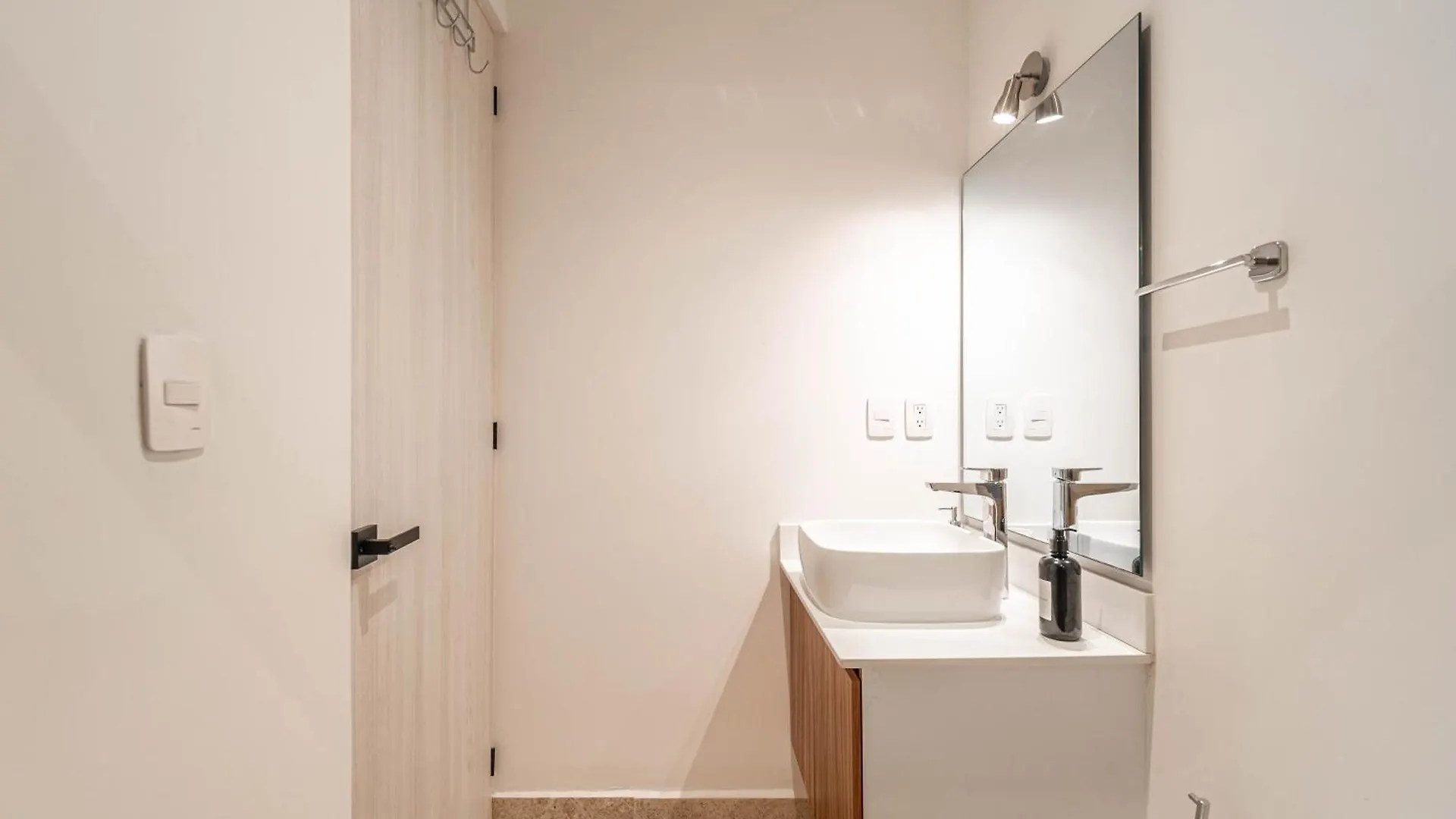 1 Bd Suite With Private Balcony, Rooftop Pool, Gym Tulum Holiday home